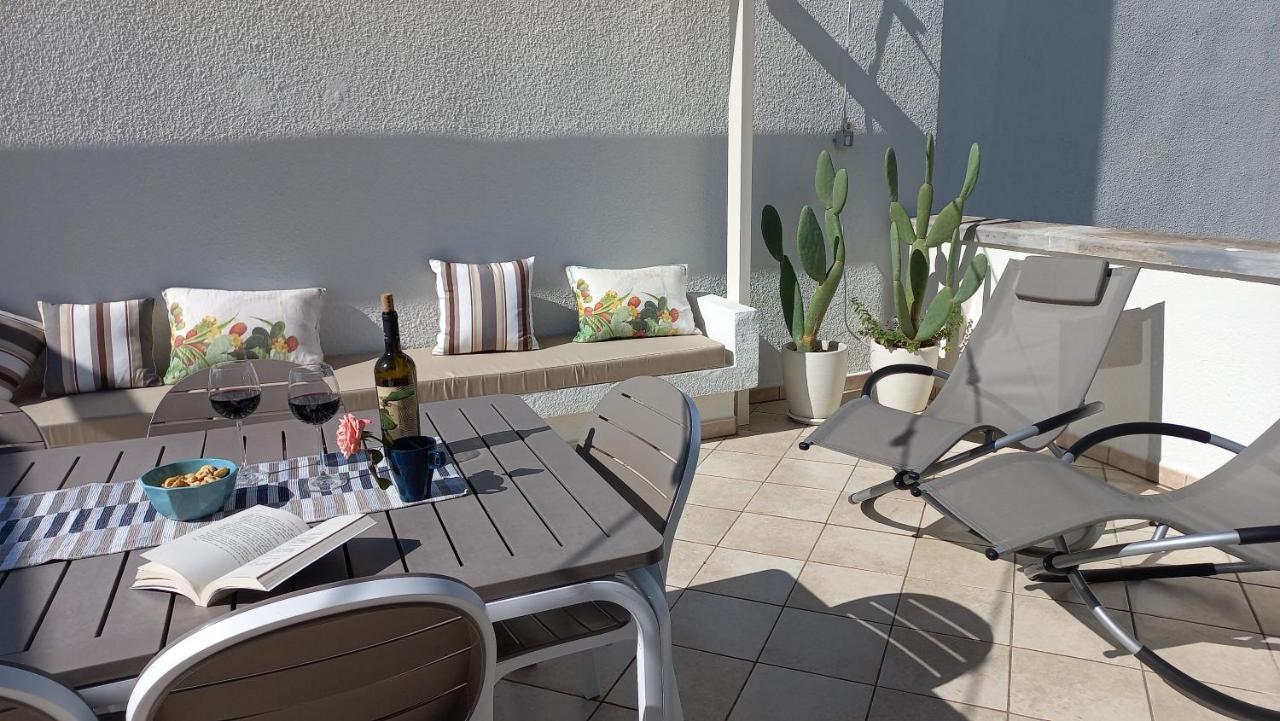Attico Margherita - La Terrazza Sul Mare Gallipoli Exterior foto